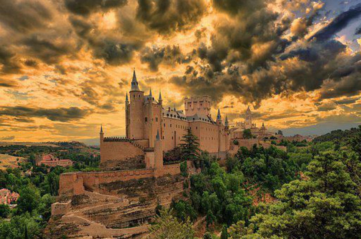 alcazar-de-segovia-6582779__340